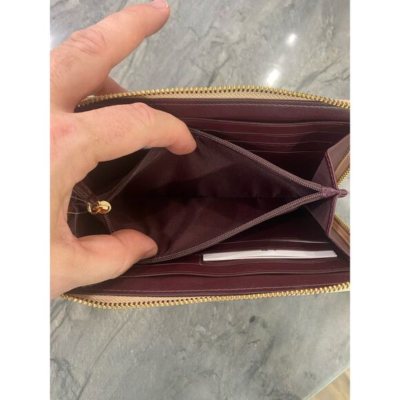 Coach Boxed Patent Leather Accordion Zip Around Wallet F55734 - Picture 10 of 14